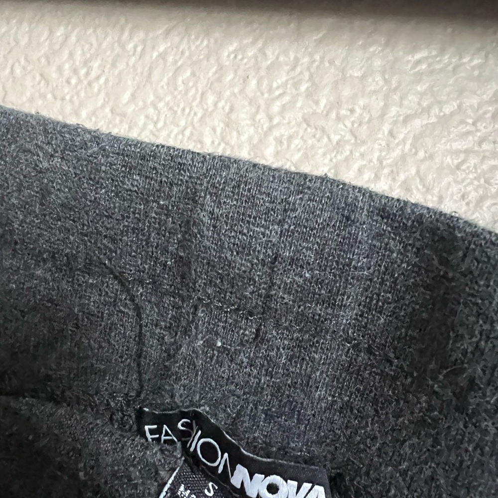 Grey Tracksuit - Picture 5 of 9